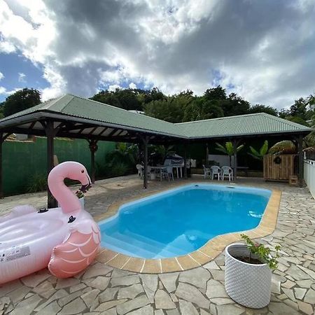 Charmant Appartement Avec Piscine Ле-Роберт Екстер'єр фото